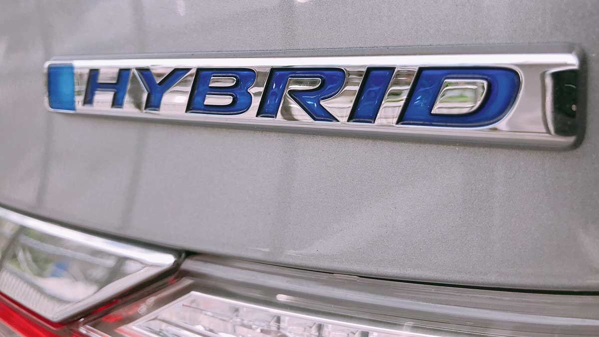 What Every Hybrid Car Owner Needs to Know About Hybrid Repair - HybriD Repair AnD Maintenance 1